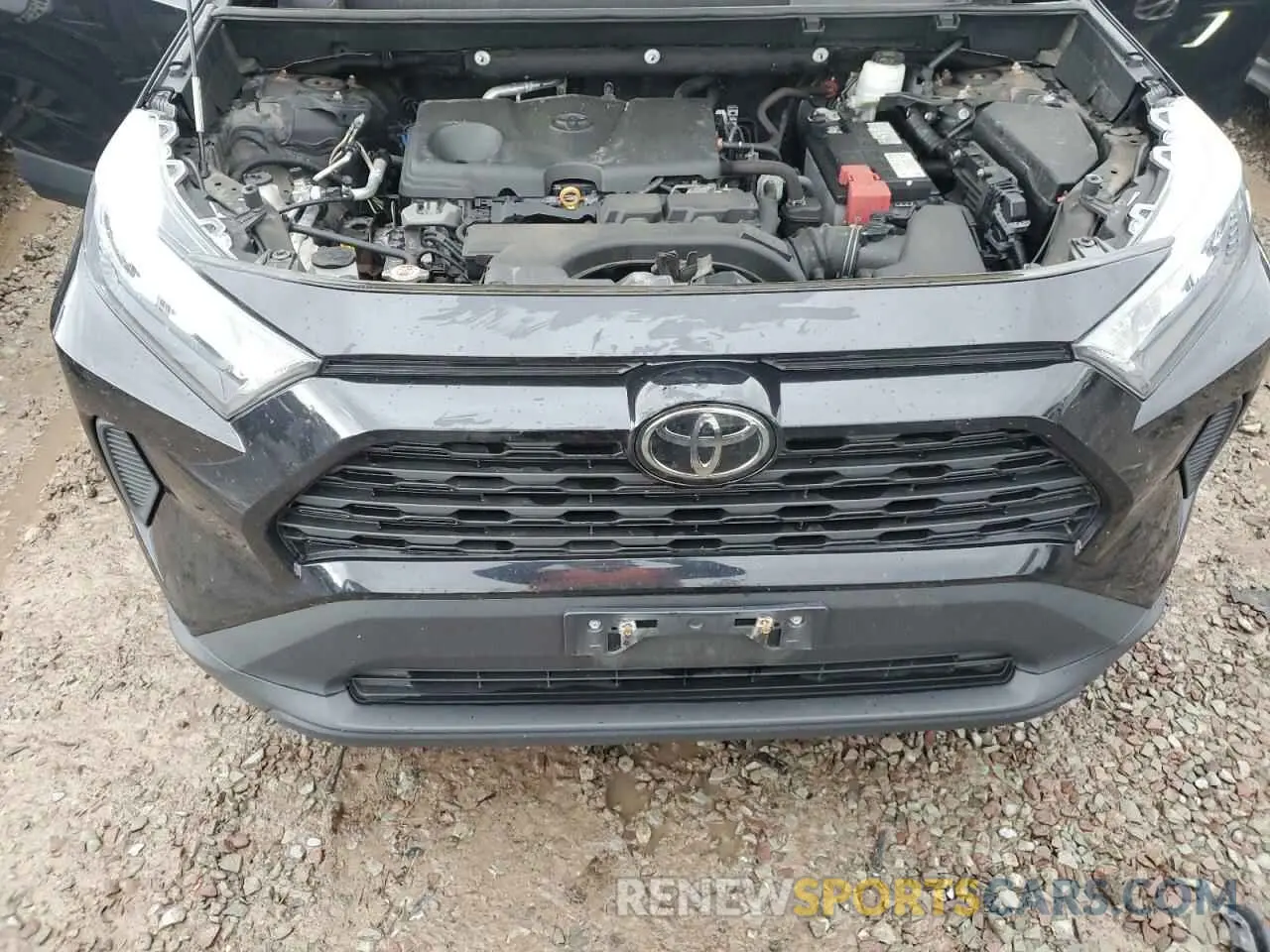 12 Photograph of a damaged car 2T3F1RFV8LW125164 TOYOTA RAV4 2020