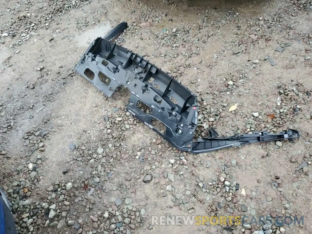 13 Photograph of a damaged car 2T3F1RFV8LW125164 TOYOTA RAV4 2020