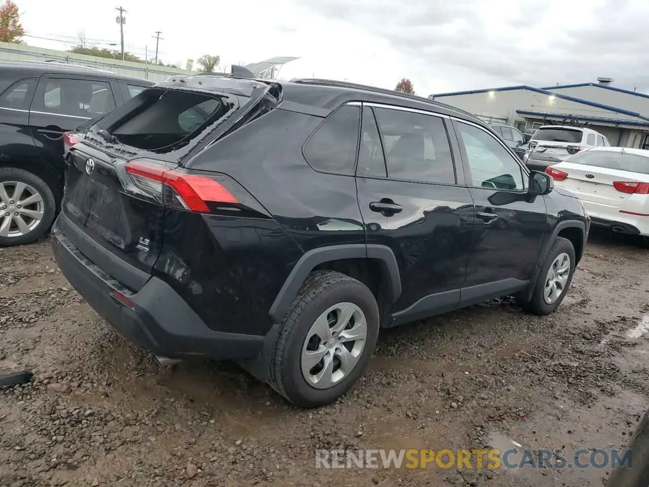 3 Photograph of a damaged car 2T3F1RFV8LW125164 TOYOTA RAV4 2020