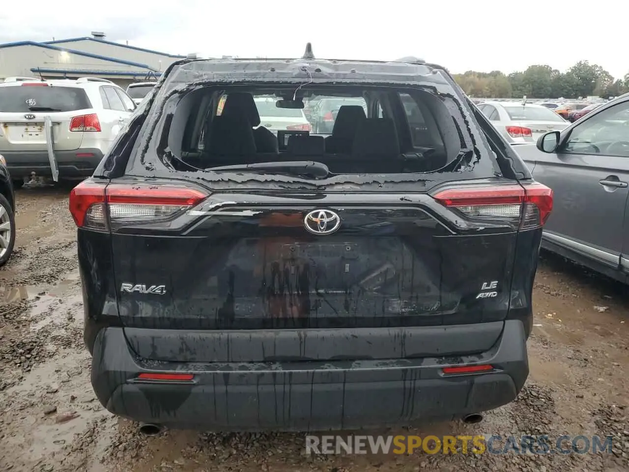6 Photograph of a damaged car 2T3F1RFV8LW125164 TOYOTA RAV4 2020