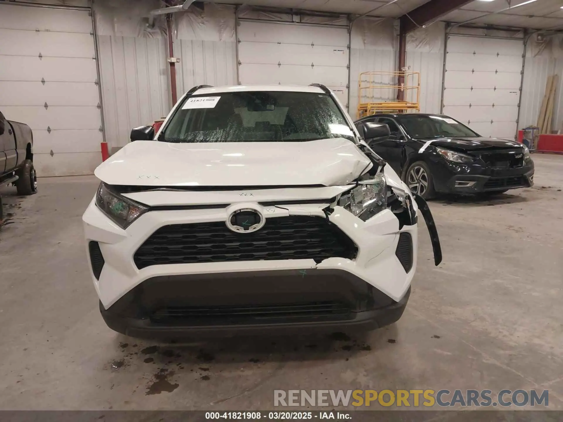 13 Photograph of a damaged car 2T3F1RFV9LC079233 TOYOTA RAV4 2020