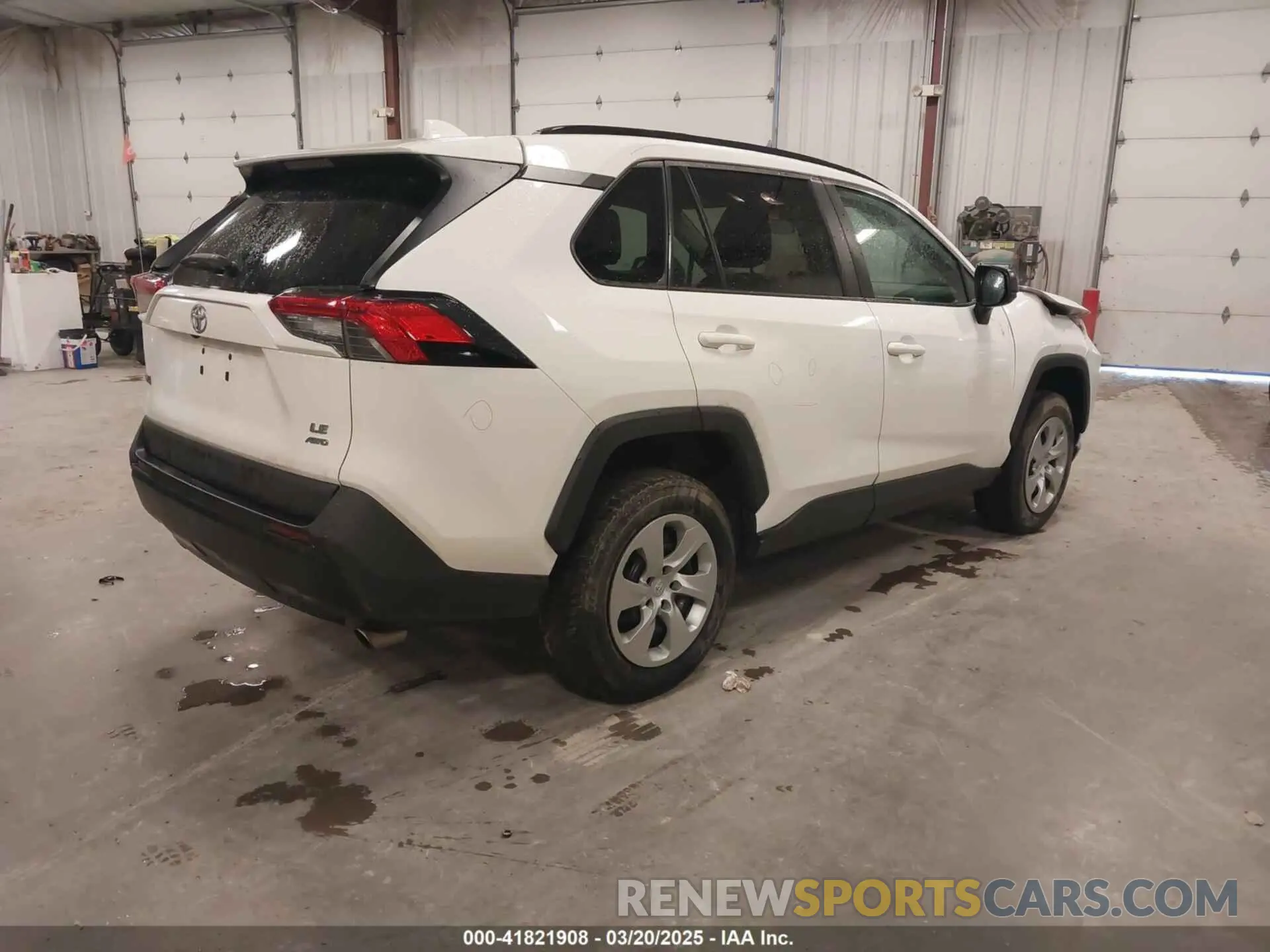 4 Photograph of a damaged car 2T3F1RFV9LC079233 TOYOTA RAV4 2020