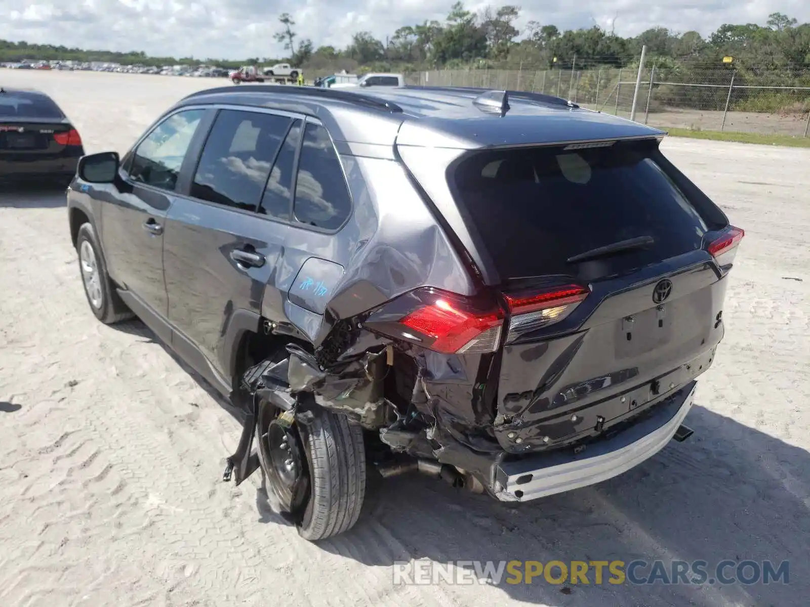 3 Photograph of a damaged car 2T3F1RFV9LC082309 TOYOTA RAV4 2020