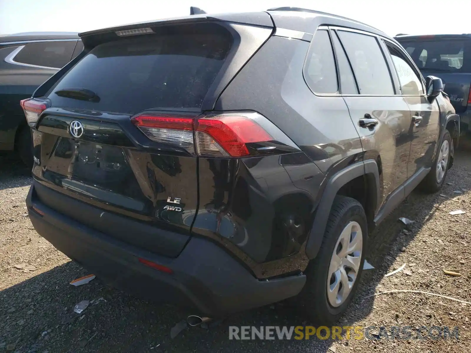 4 Photograph of a damaged car 2T3F1RFV9LC087283 TOYOTA RAV4 2020