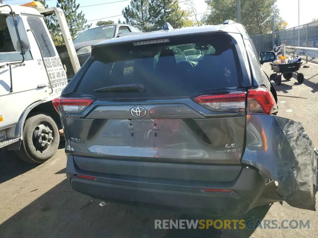 6 Photograph of a damaged car 2T3F1RFV9LC088224 TOYOTA RAV4 2020