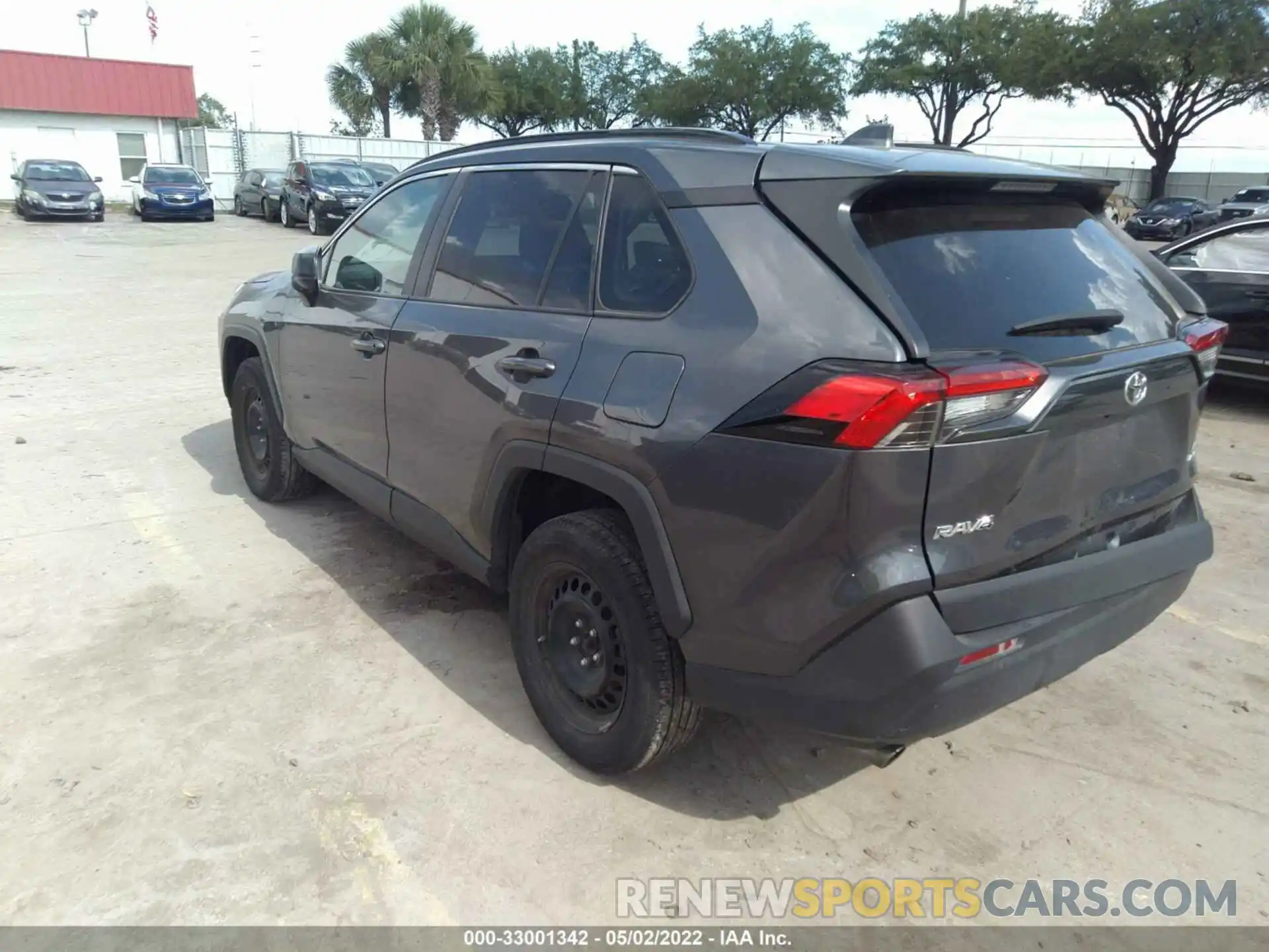 3 Photograph of a damaged car 2T3F1RFV9LC100615 TOYOTA RAV4 2020