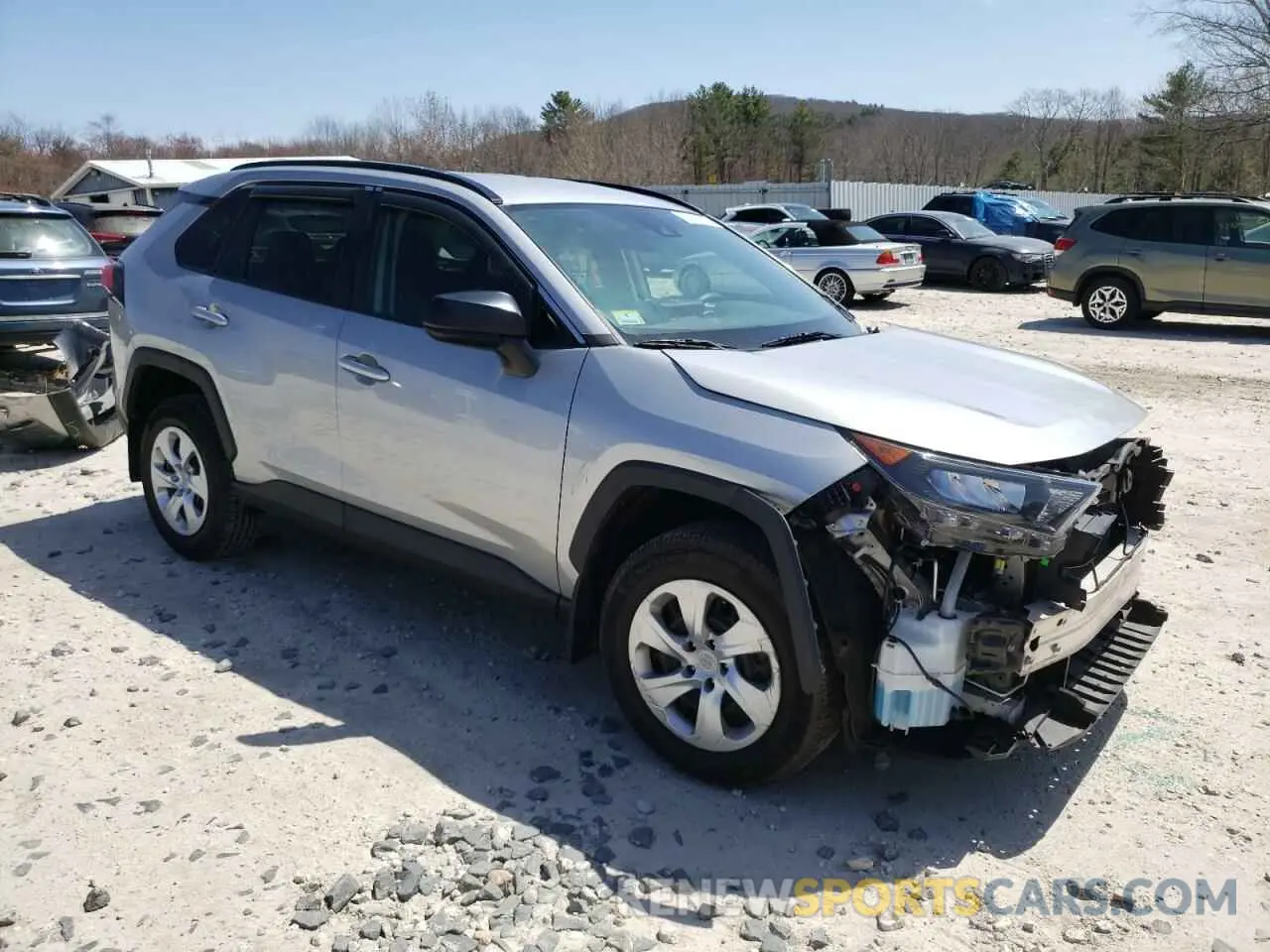 4 Photograph of a damaged car 2T3F1RFV9LW089310 TOYOTA RAV4 2020