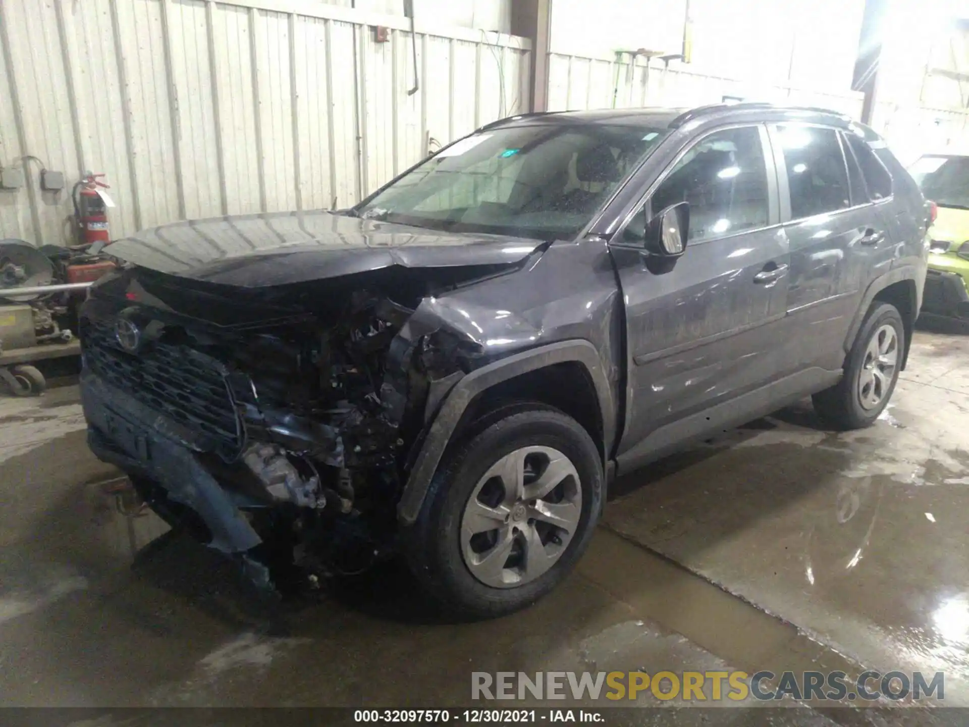 2 Photograph of a damaged car 2T3F1RFV9LW091400 TOYOTA RAV4 2020