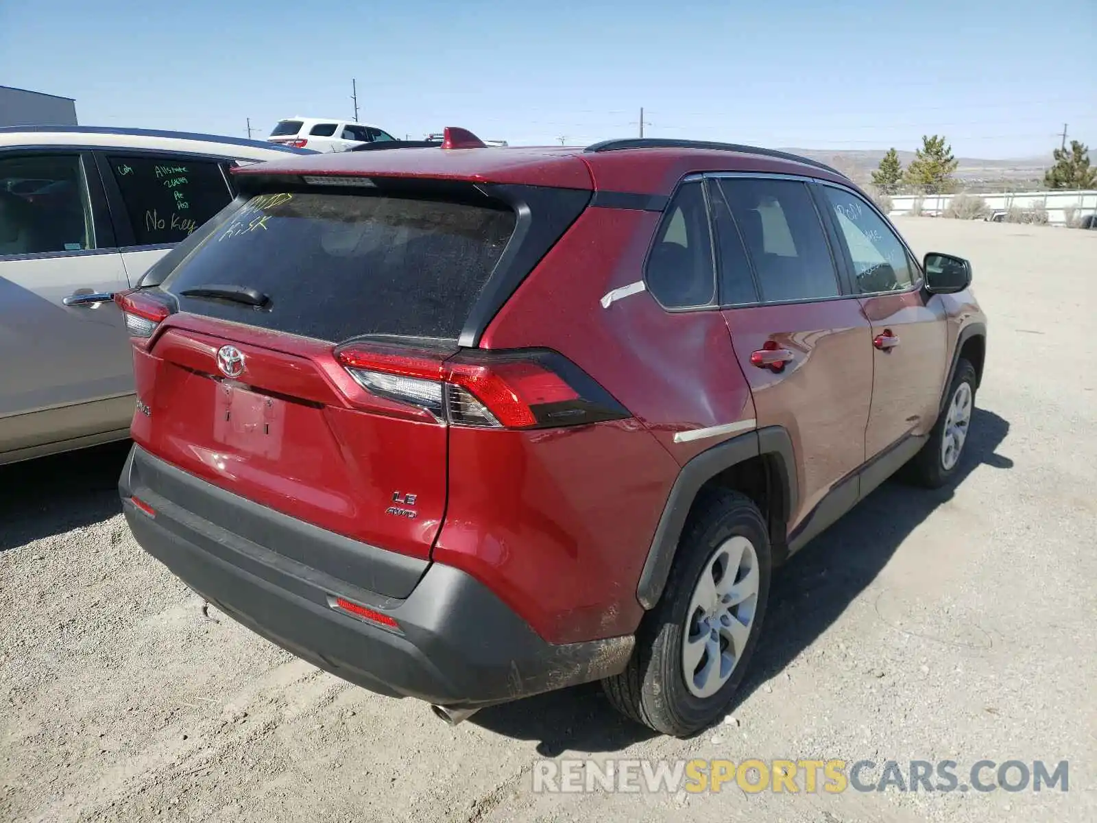 4 Photograph of a damaged car 2T3F1RFVXLC063574 TOYOTA RAV4 2020