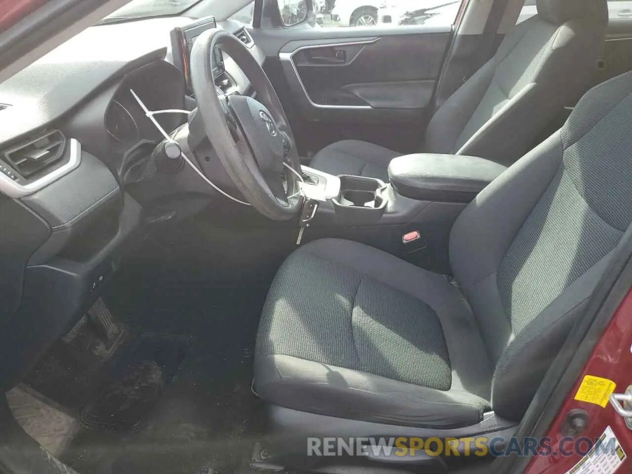 7 Photograph of a damaged car 2T3F1RFVXLC087289 TOYOTA RAV4 2020