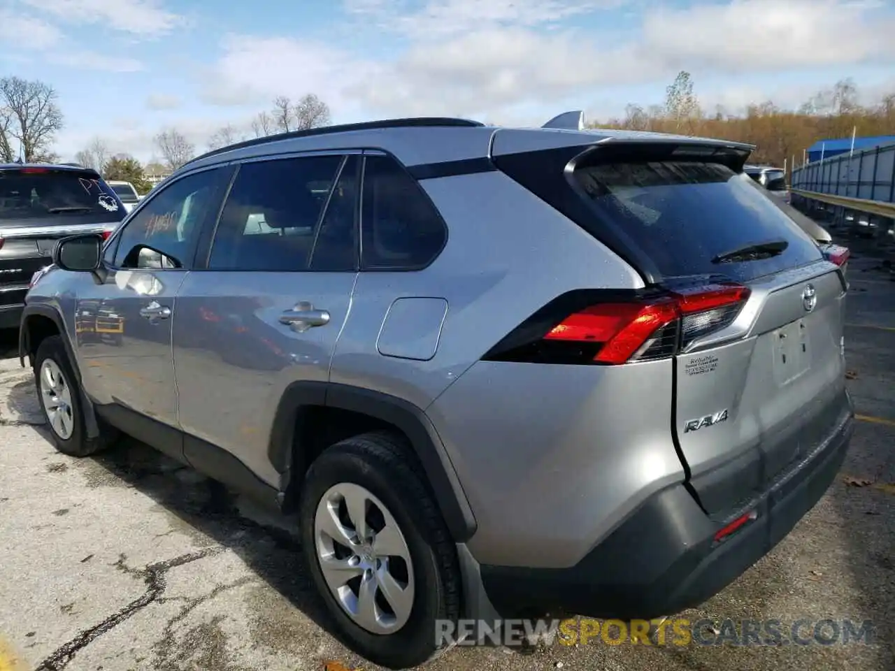 3 Photograph of a damaged car 2T3F1RFVXLC097014 TOYOTA RAV4 2020