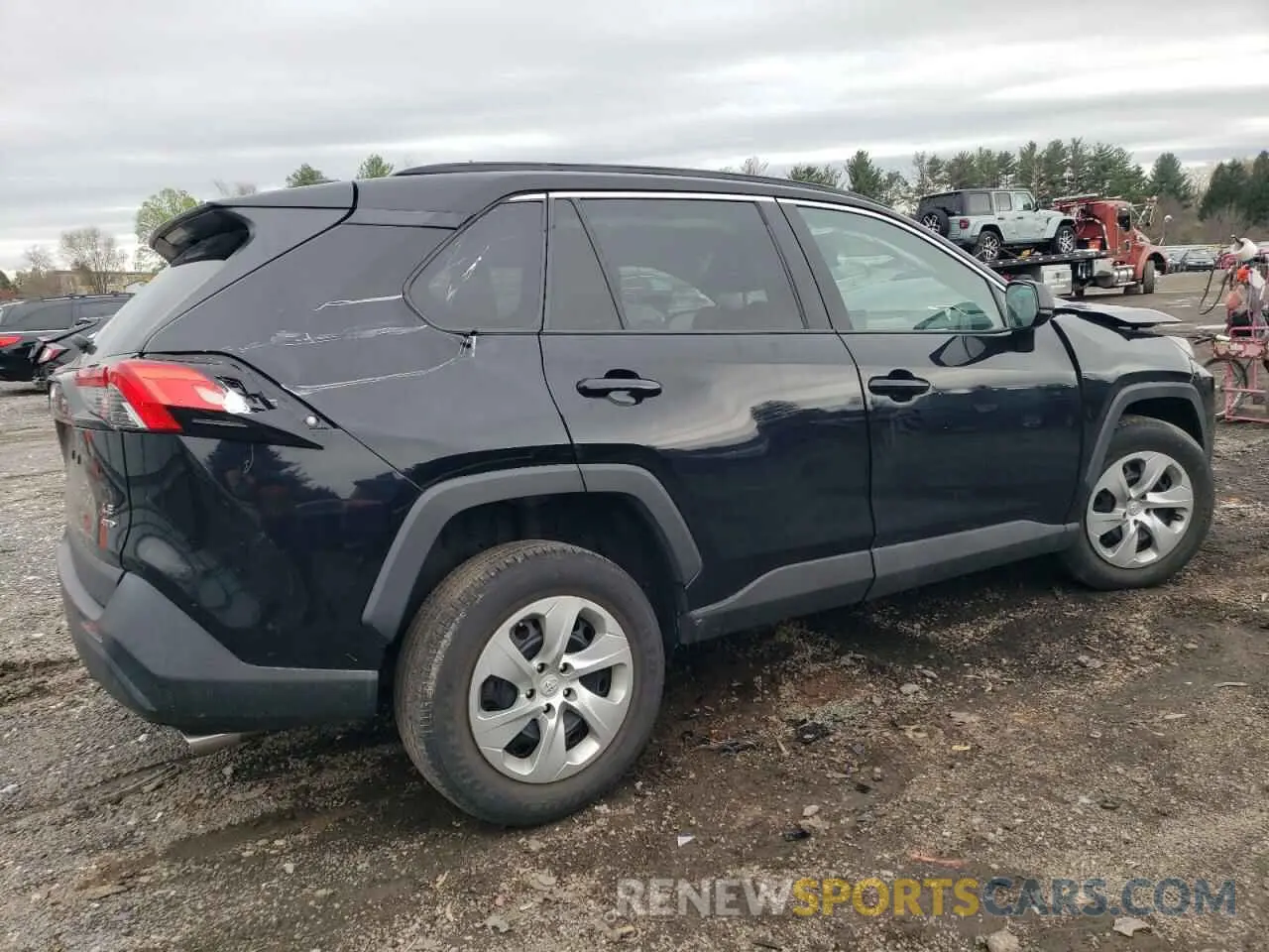 3 Photograph of a damaged car 2T3F1RFVXLC107010 TOYOTA RAV4 2020