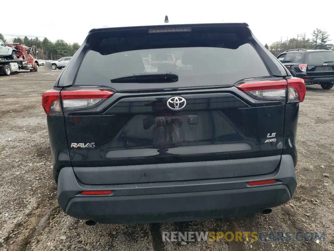 6 Photograph of a damaged car 2T3F1RFVXLC107010 TOYOTA RAV4 2020