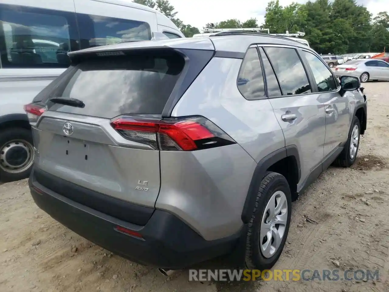 4 Photograph of a damaged car 2T3F1RFVXLC123739 TOYOTA RAV4 2020