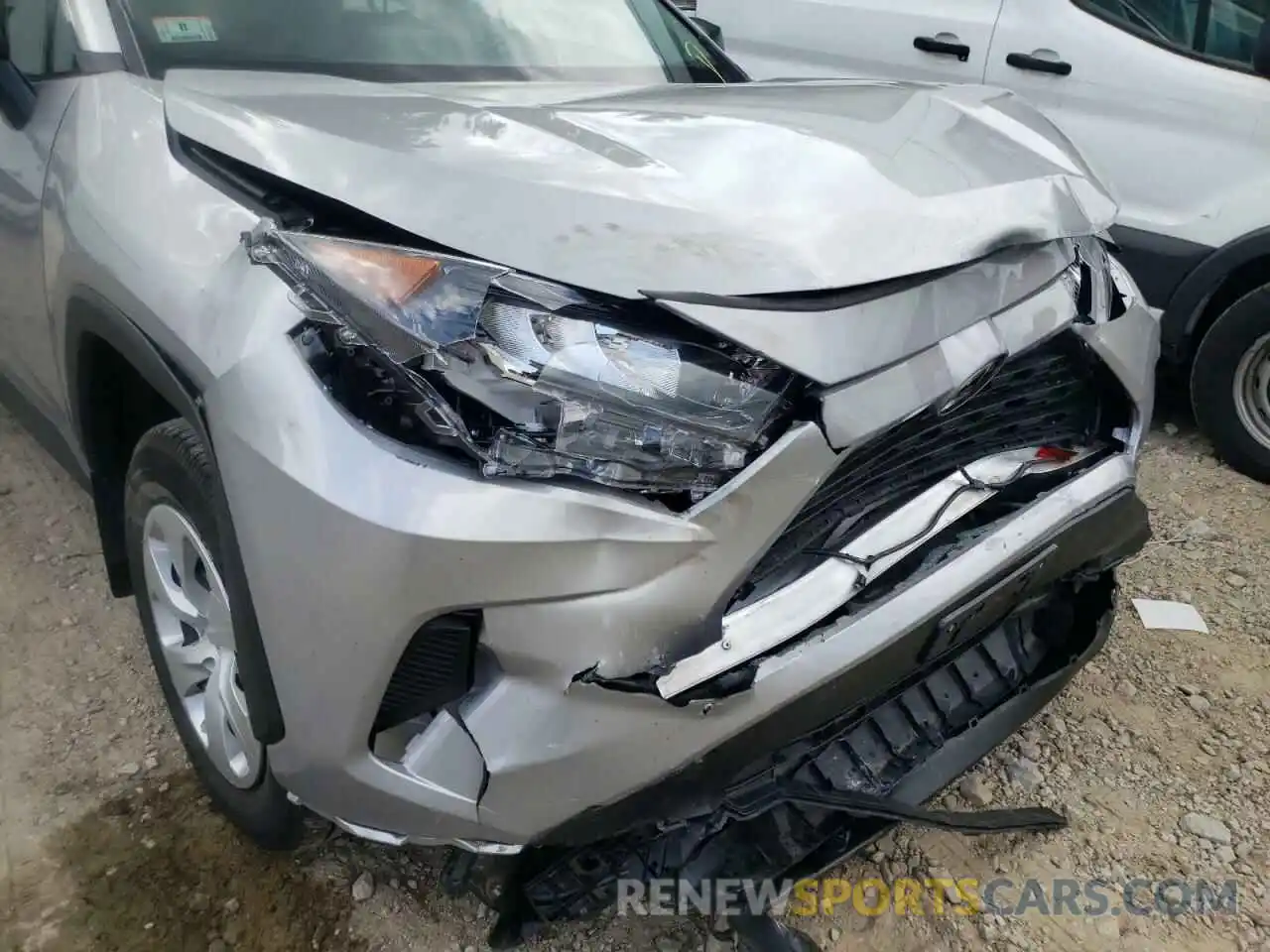 9 Photograph of a damaged car 2T3F1RFVXLC123739 TOYOTA RAV4 2020