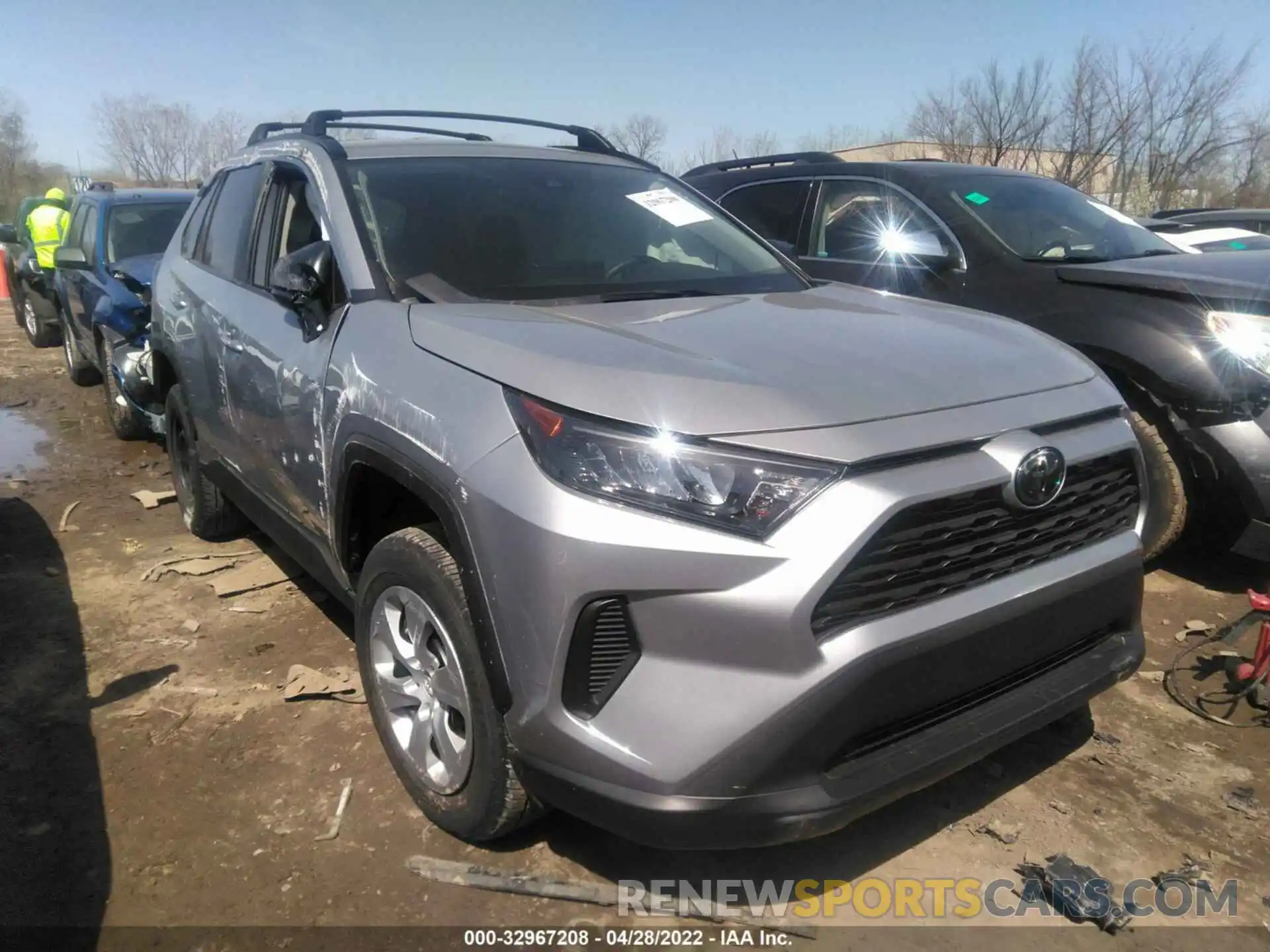 1 Photograph of a damaged car 2T3F1RFVXLW084357 TOYOTA RAV4 2020