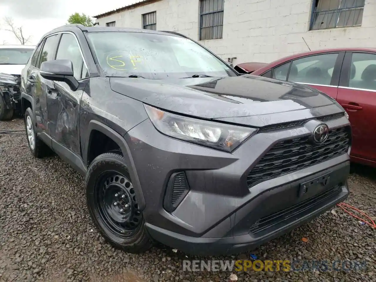 1 Photograph of a damaged car 2T3G1RFV0LC078511 TOYOTA RAV4 2020