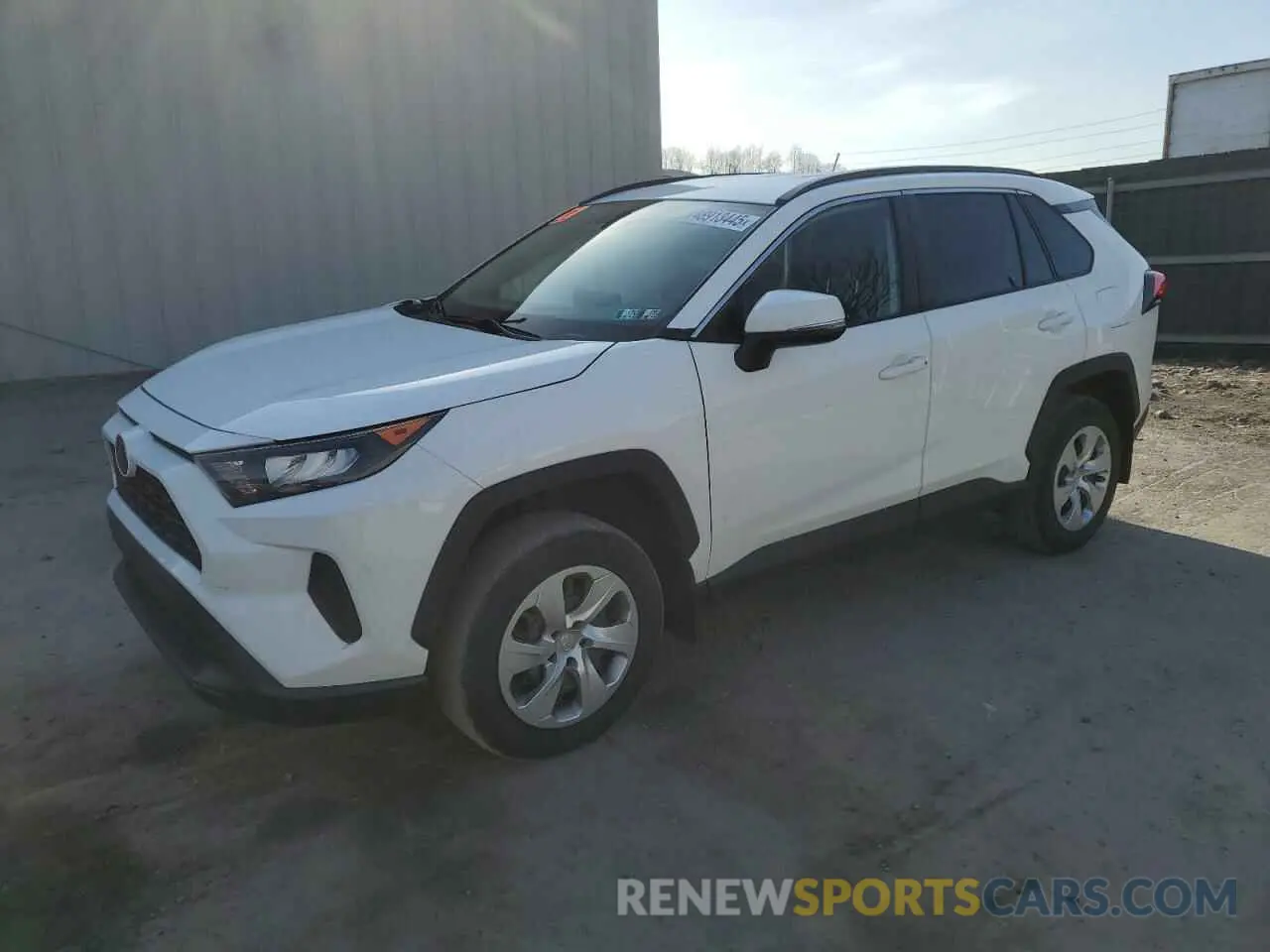 1 Photograph of a damaged car 2T3G1RFV0LC129912 TOYOTA RAV4 2020