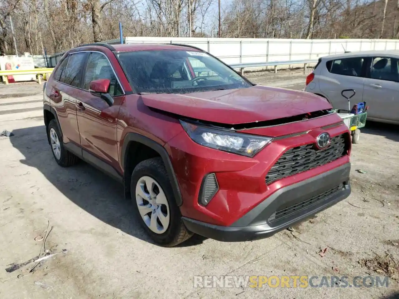 1 Photograph of a damaged car 2T3G1RFV0LC136052 TOYOTA RAV4 2020