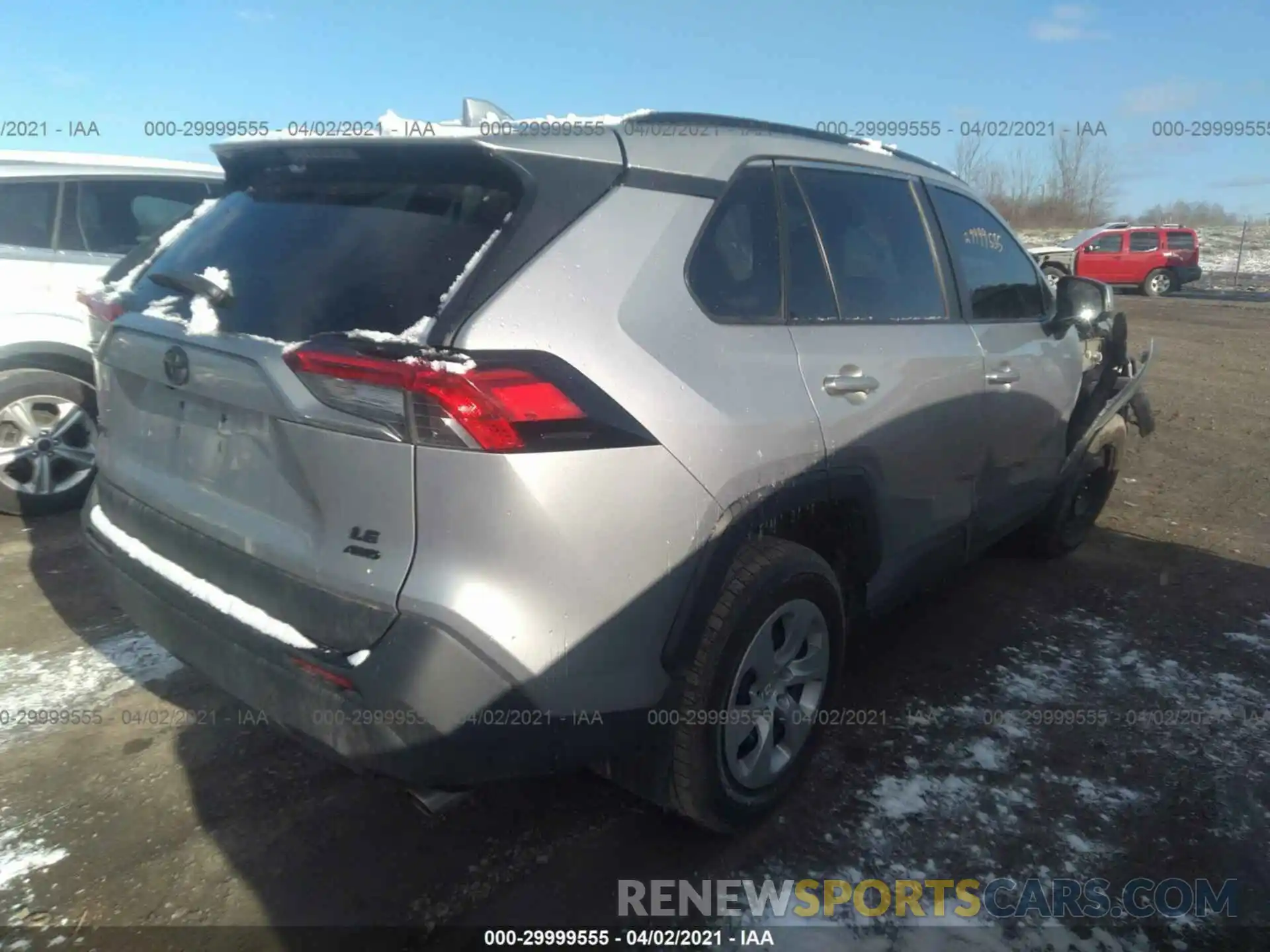 4 Photograph of a damaged car 2T3G1RFV1LC068666 TOYOTA RAV4 2020