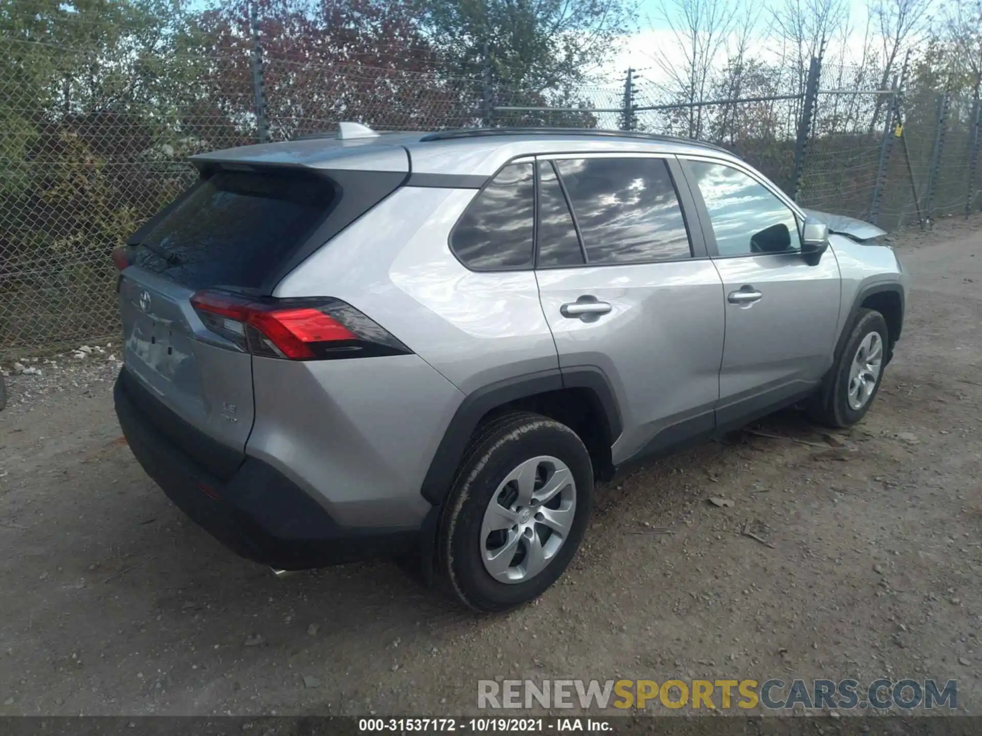 4 Photograph of a damaged car 2T3G1RFV1LC069350 TOYOTA RAV4 2020