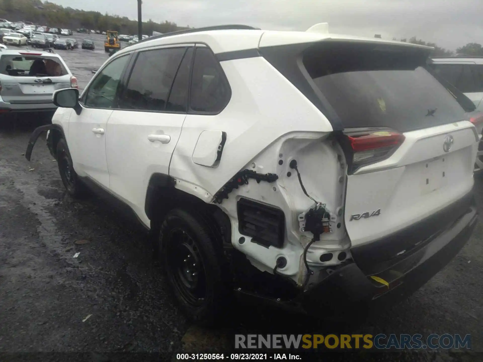 6 Photograph of a damaged car 2T3G1RFV1LC078453 TOYOTA RAV4 2020