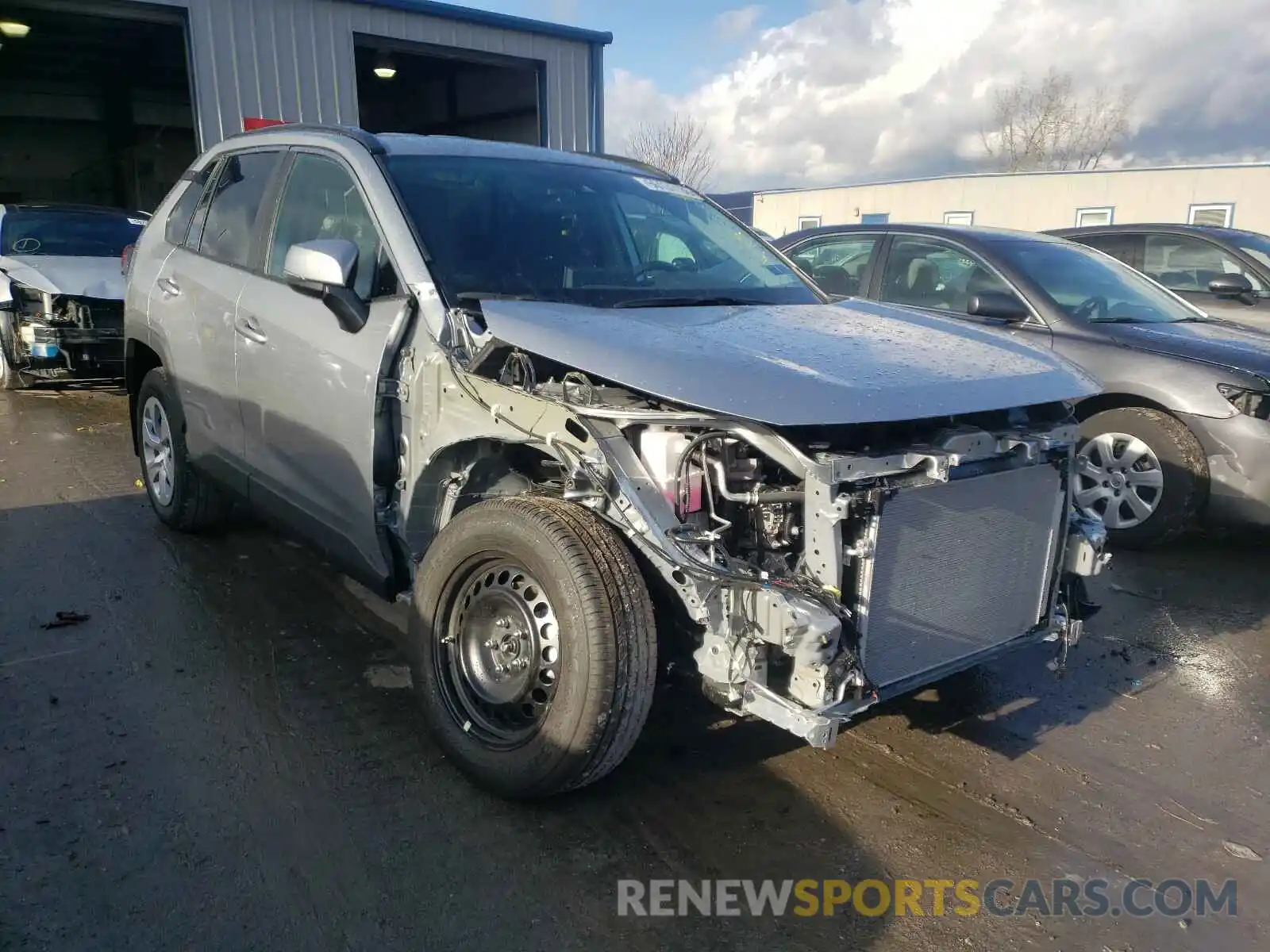 1 Photograph of a damaged car 2T3G1RFV1LC130549 TOYOTA RAV4 2020