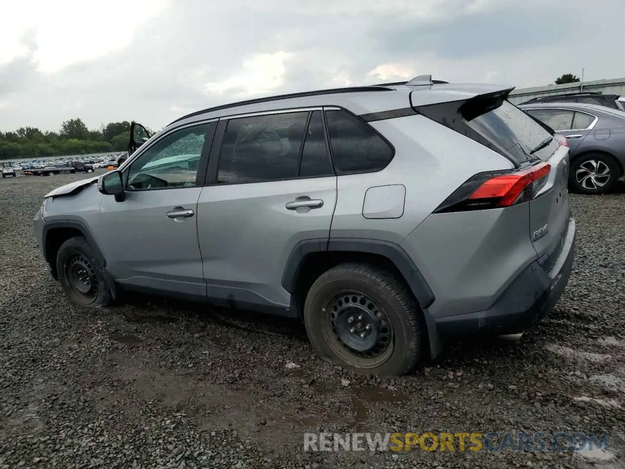 2 Photograph of a damaged car 2T3G1RFV1LW084011 TOYOTA RAV4 2020