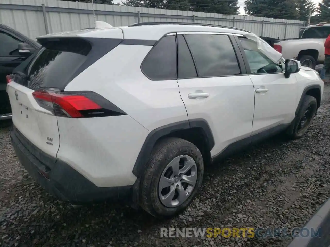 4 Photograph of a damaged car 2T3G1RFV1LW113569 TOYOTA RAV4 2020