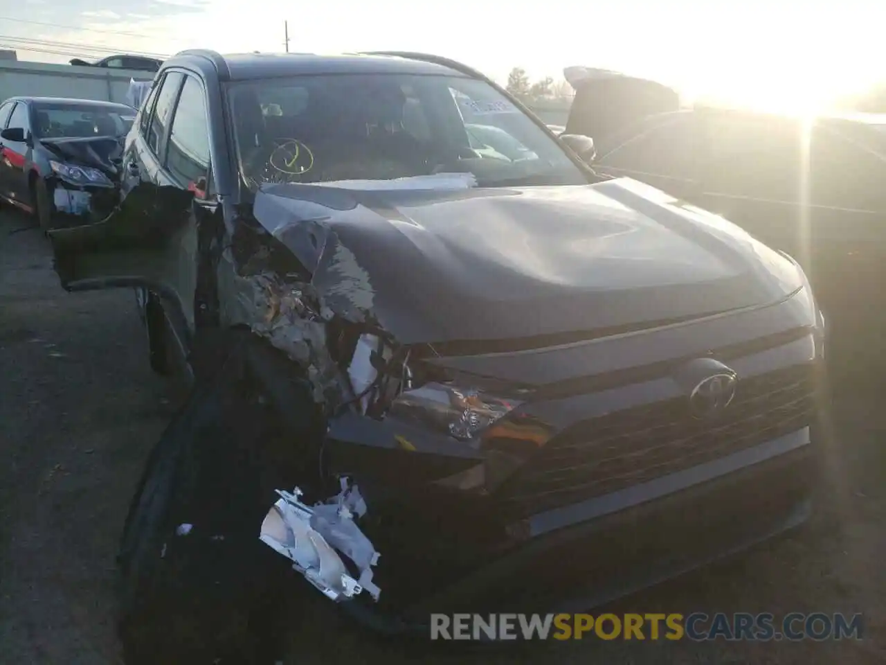 9 Photograph of a damaged car 2T3G1RFV1LW114219 TOYOTA RAV4 2020