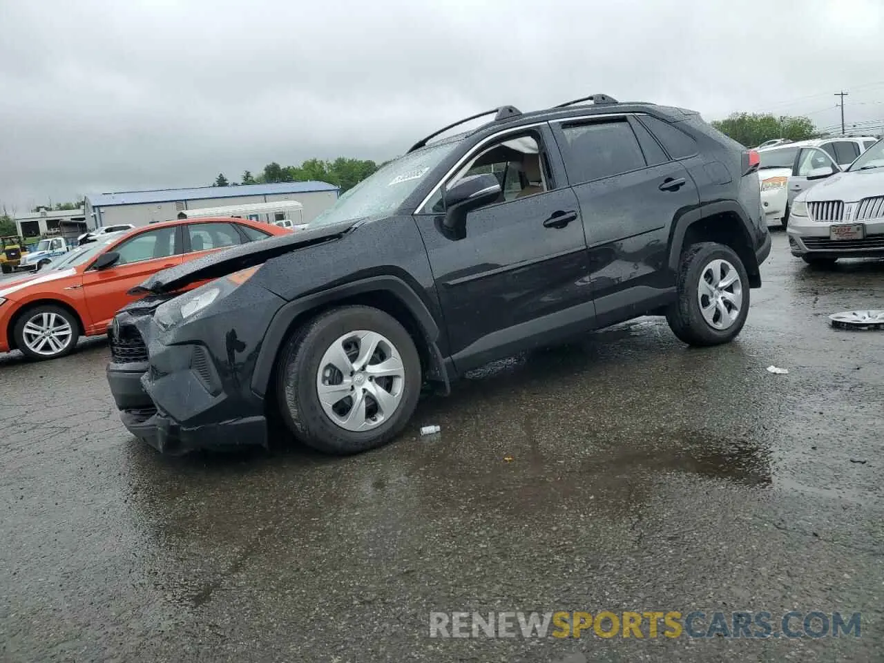 1 Photograph of a damaged car 2T3G1RFV1LW133742 TOYOTA RAV4 2020