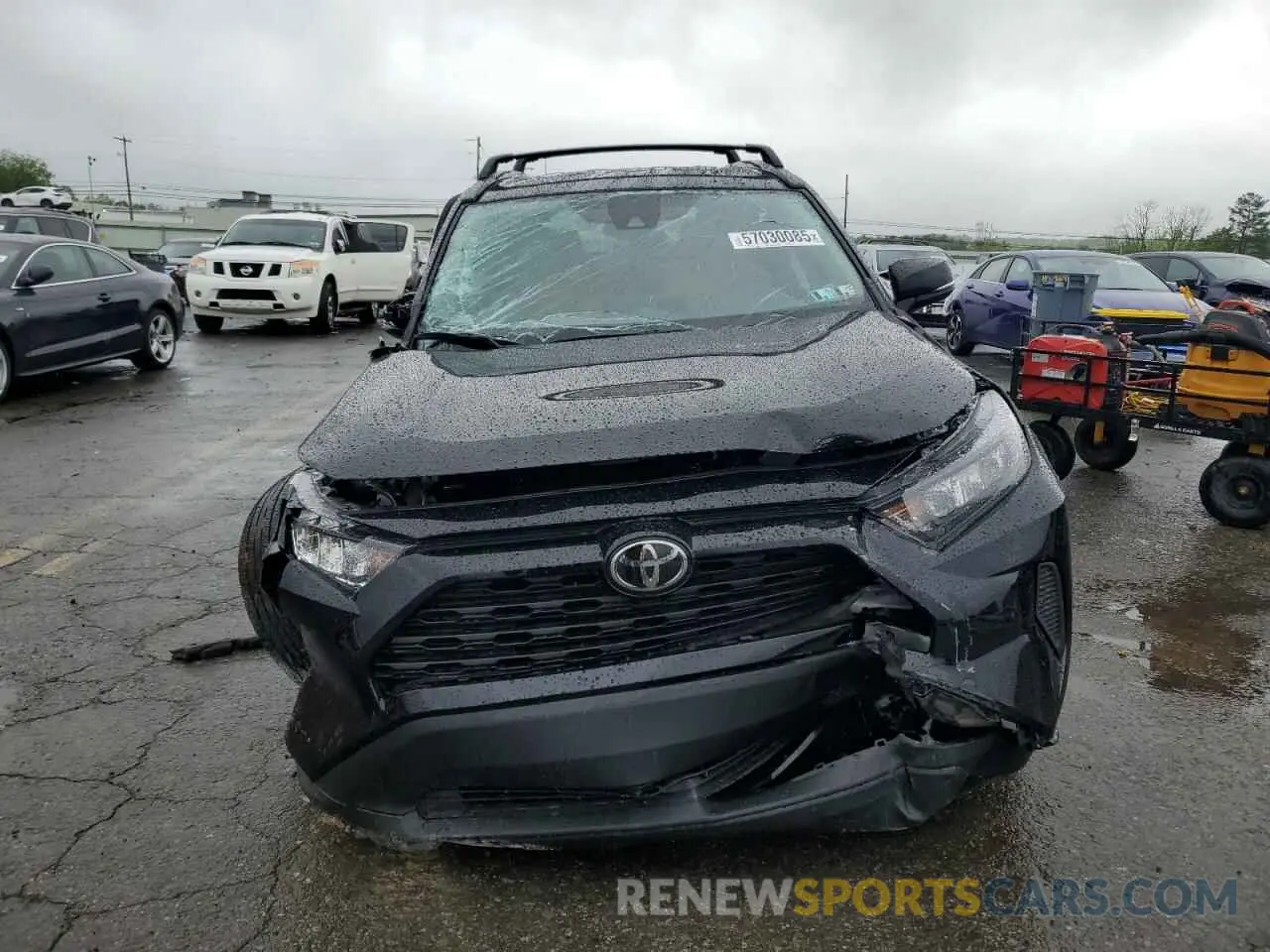5 Photograph of a damaged car 2T3G1RFV1LW133742 TOYOTA RAV4 2020