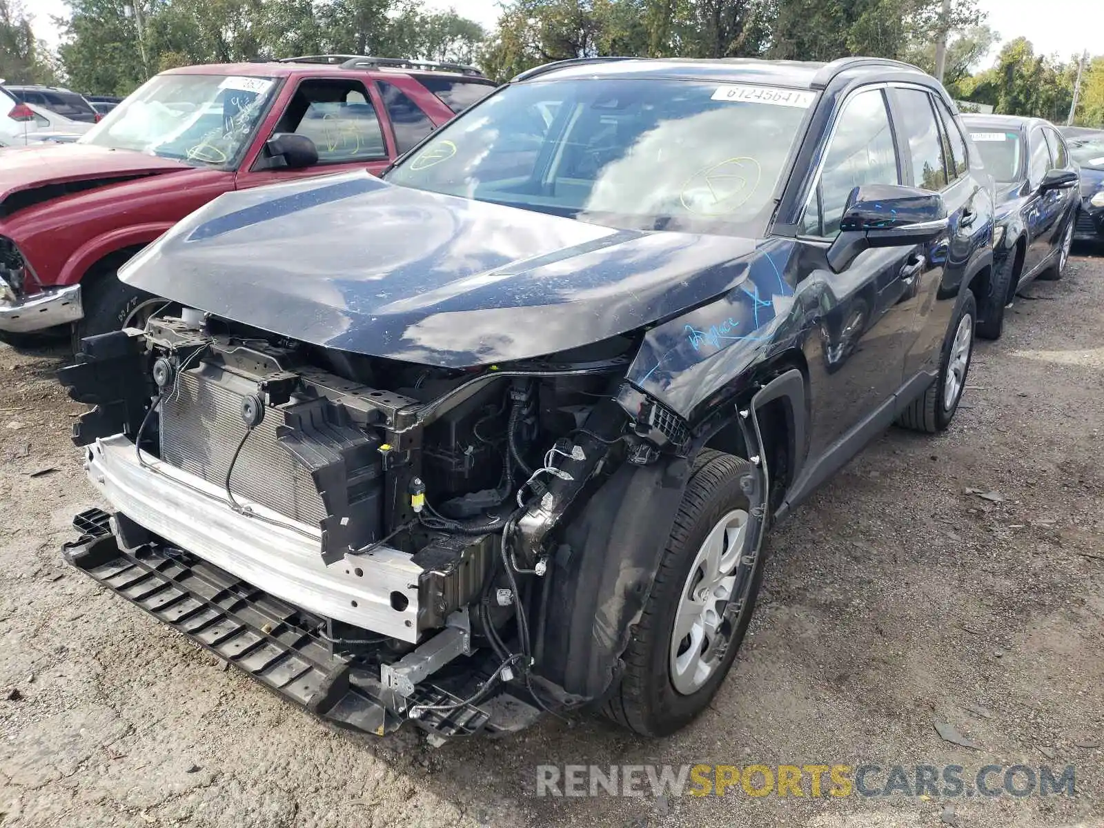 2 Photograph of a damaged car 2T3G1RFV2LC126011 TOYOTA RAV4 2020