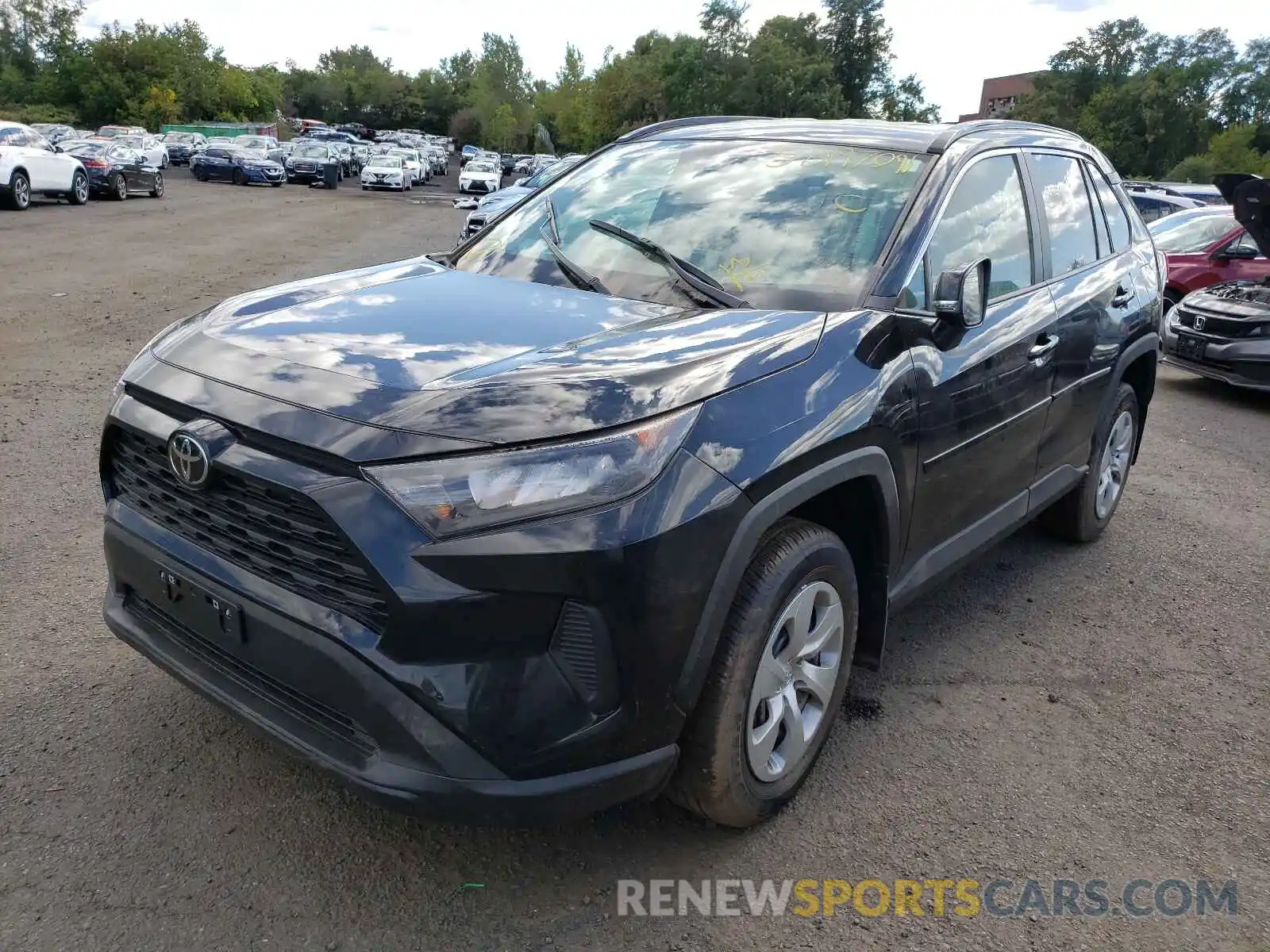 2 Photograph of a damaged car 2T3G1RFV2LW105786 TOYOTA RAV4 2020