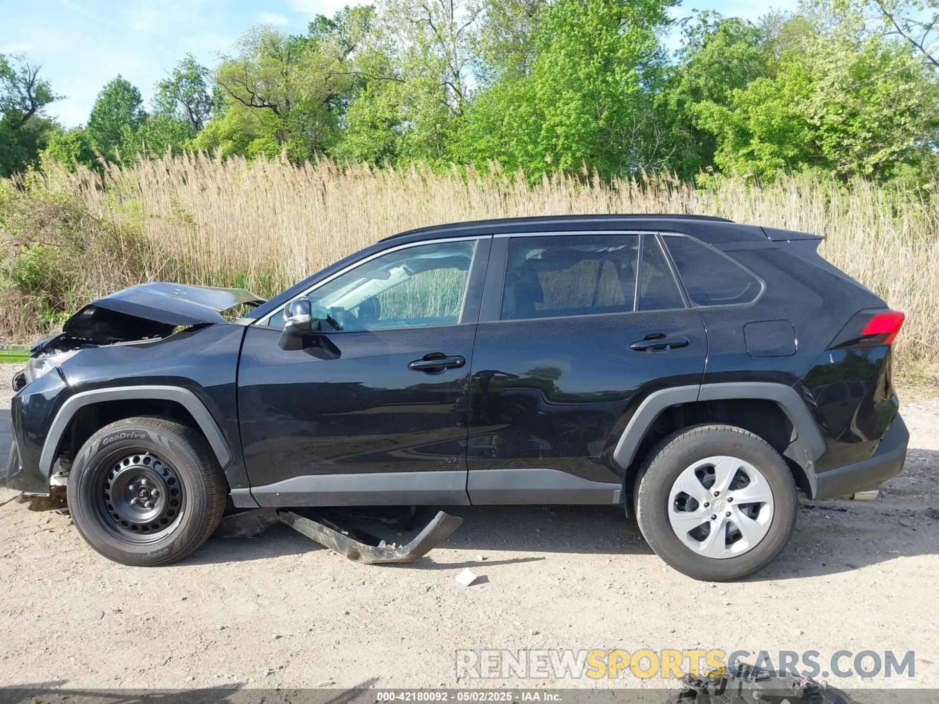 15 Photograph of a damaged car 2T3G1RFV2LW138190 TOYOTA RAV4 2020