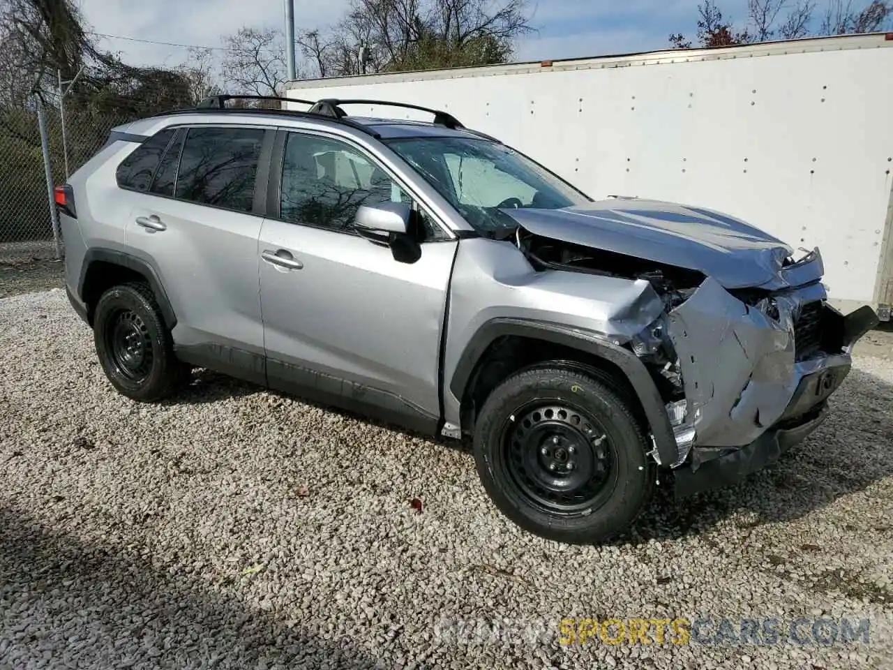 4 Photograph of a damaged car 2T3G1RFV3LC130567 TOYOTA RAV4 2020