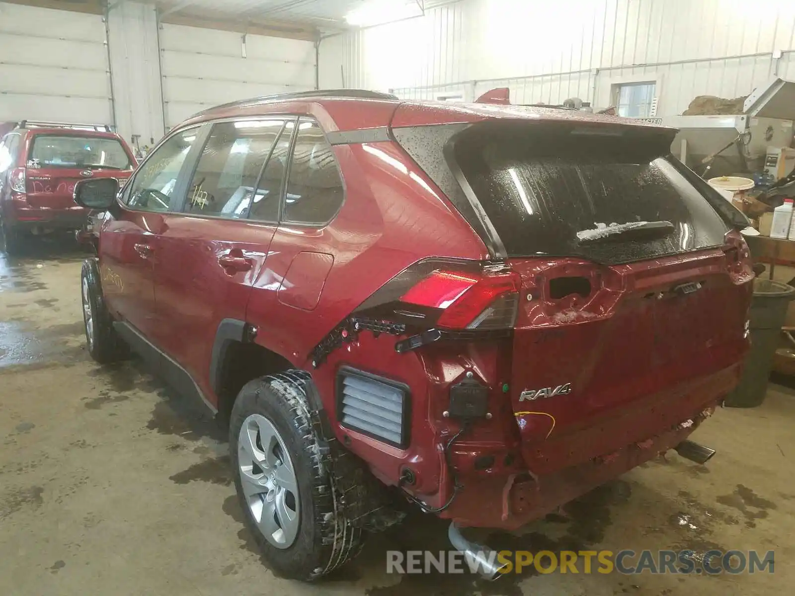 3 Photograph of a damaged car 2T3G1RFV3LC140533 TOYOTA RAV4 2020