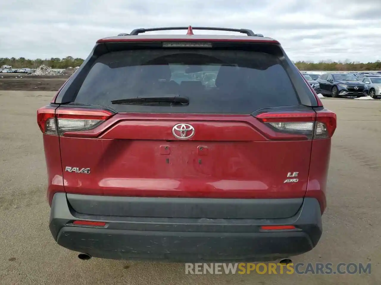 6 Photograph of a damaged car 2T3G1RFV3LW096015 TOYOTA RAV4 2020