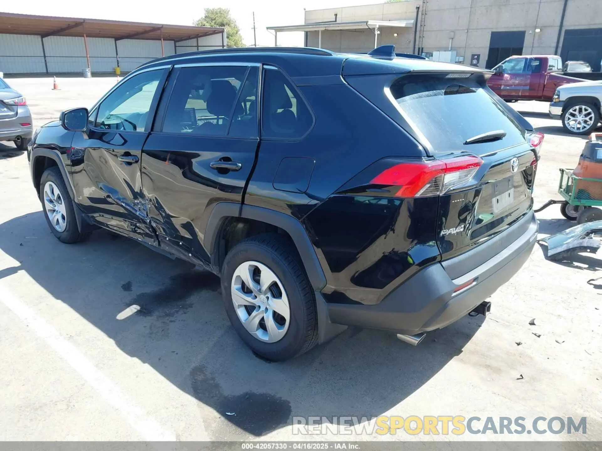 3 Photograph of a damaged car 2T3G1RFV3LW098394 TOYOTA RAV4 2020