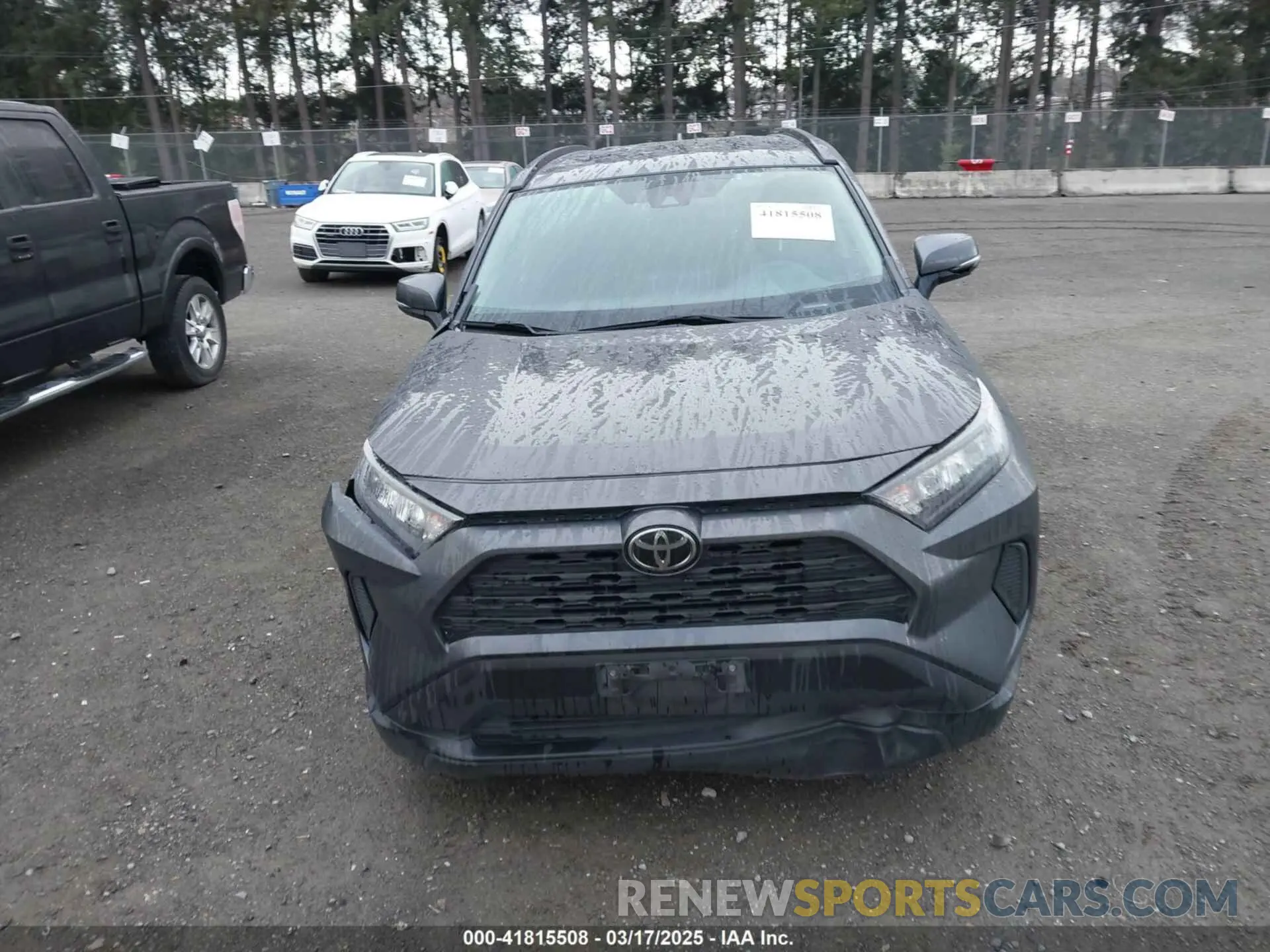 12 Photograph of a damaged car 2T3G1RFV3LW101603 TOYOTA RAV4 2020