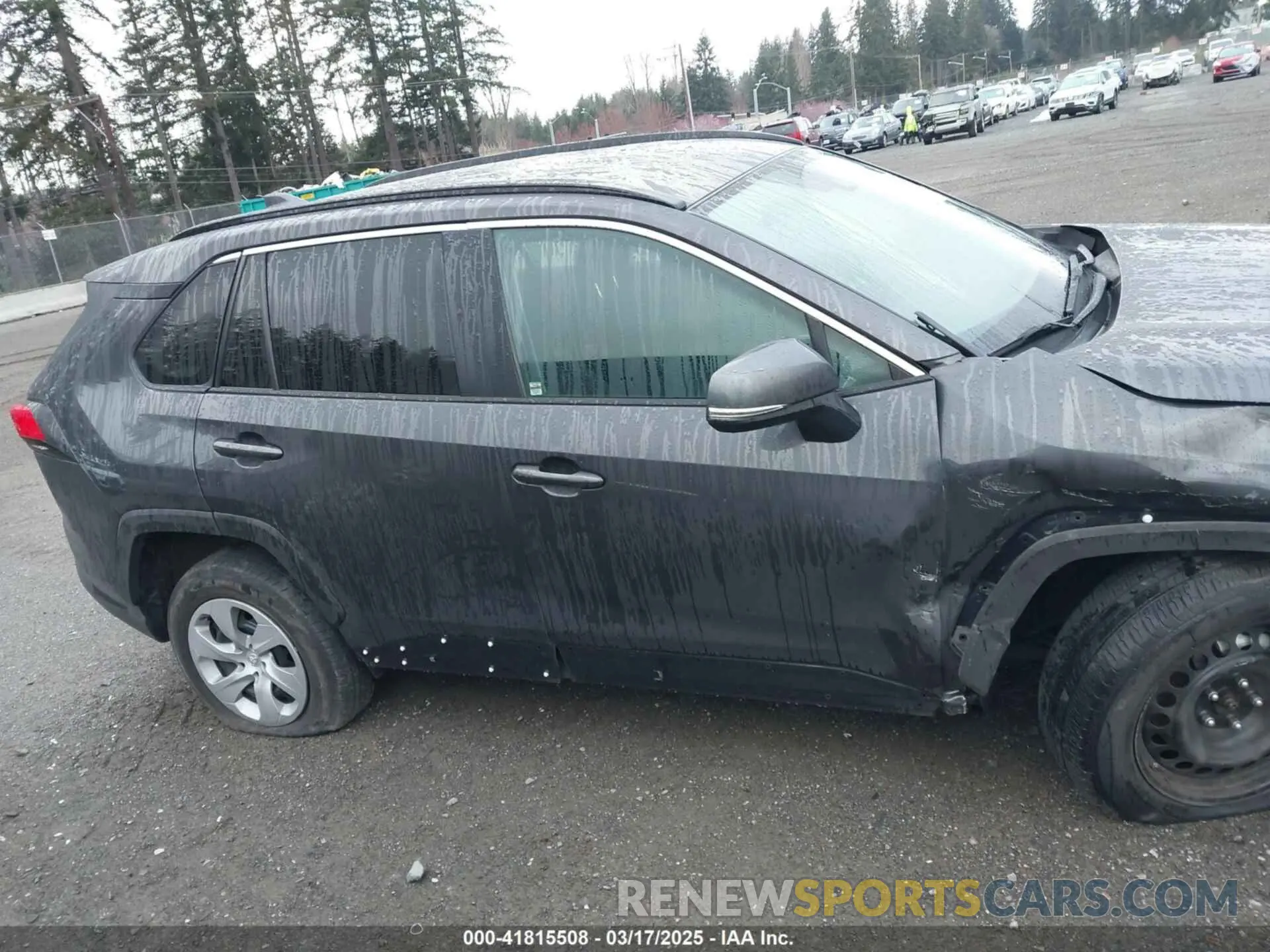 13 Photograph of a damaged car 2T3G1RFV3LW101603 TOYOTA RAV4 2020