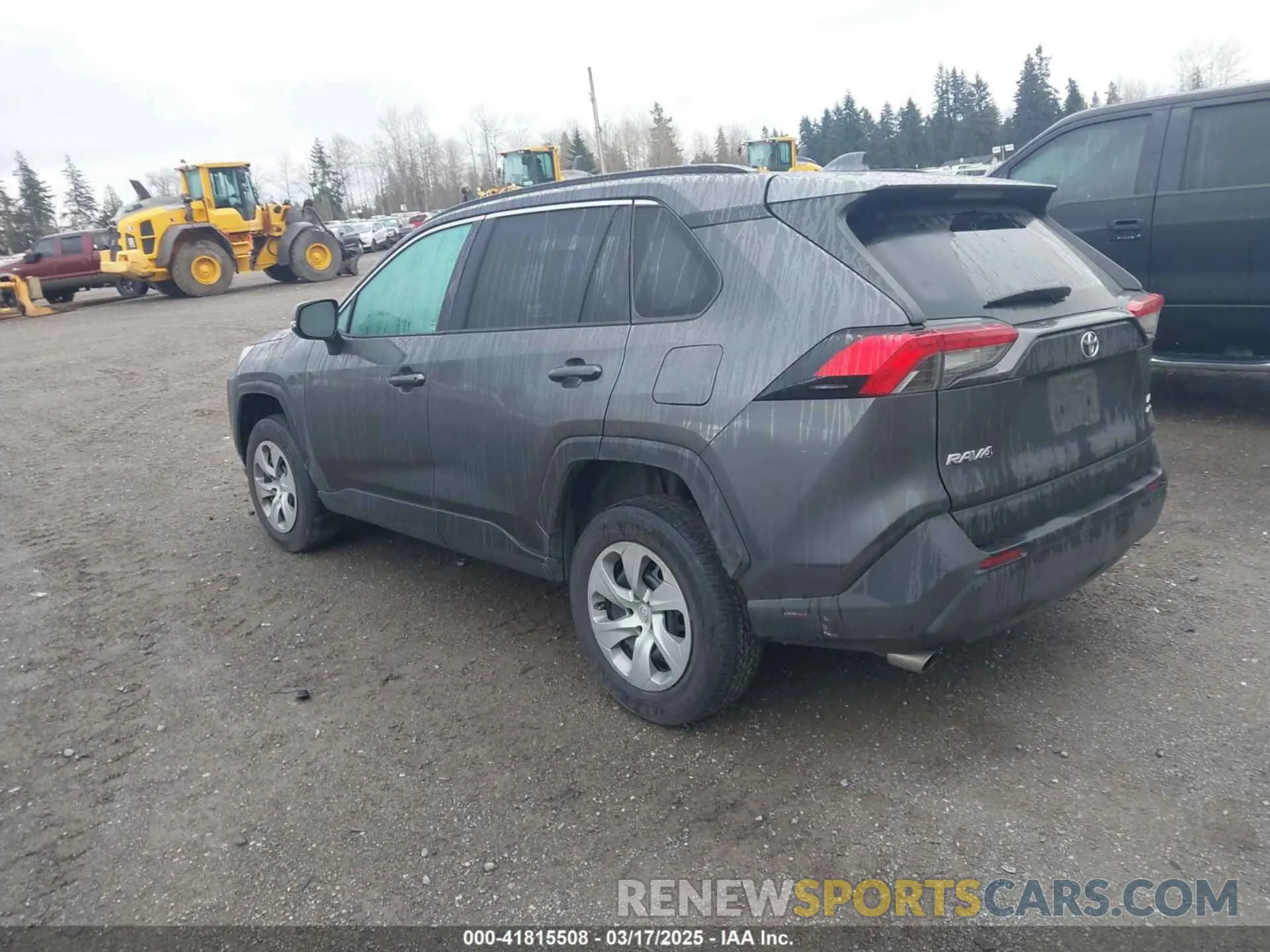 3 Photograph of a damaged car 2T3G1RFV3LW101603 TOYOTA RAV4 2020