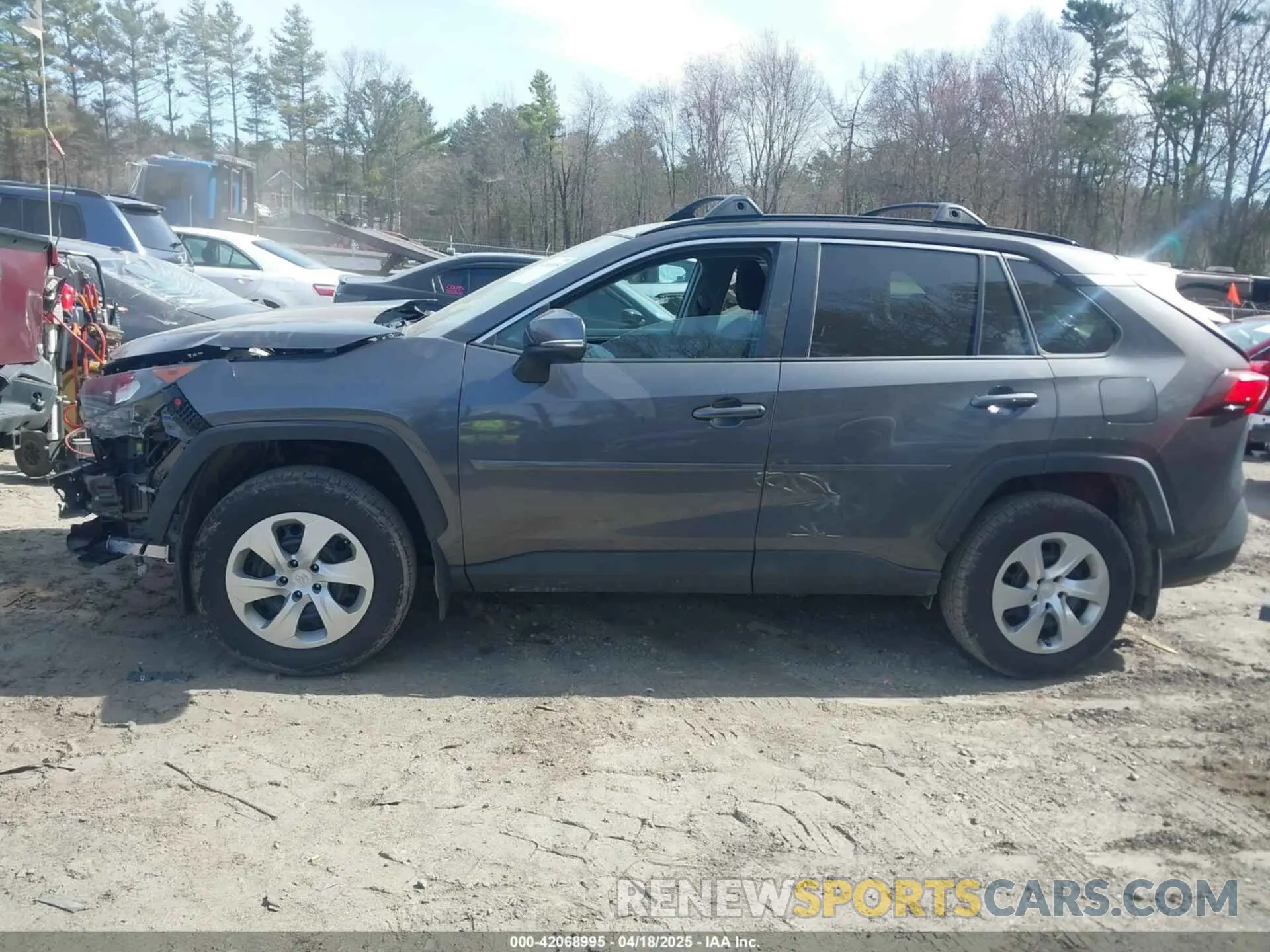 14 Photograph of a damaged car 2T3G1RFV3LW108860 TOYOTA RAV4 2020