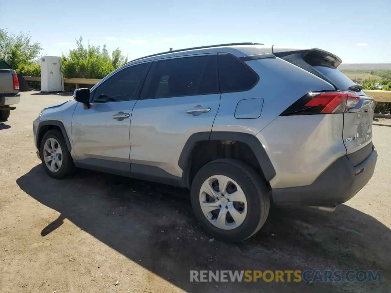 2 Photograph of a damaged car 2T3G1RFV3LW124637 TOYOTA RAV4 2020