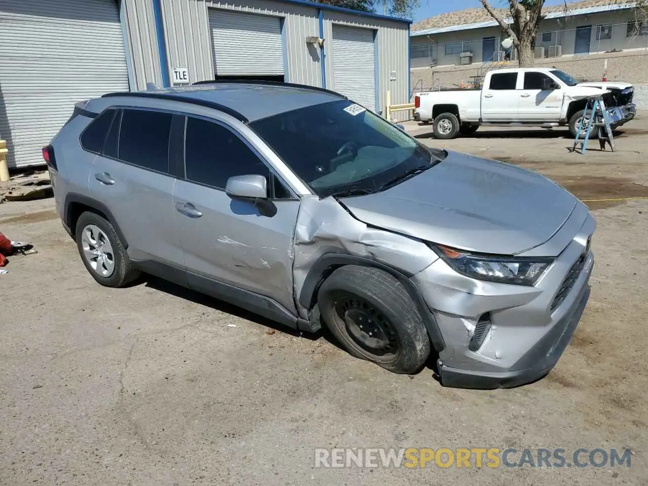 4 Photograph of a damaged car 2T3G1RFV3LW124637 TOYOTA RAV4 2020