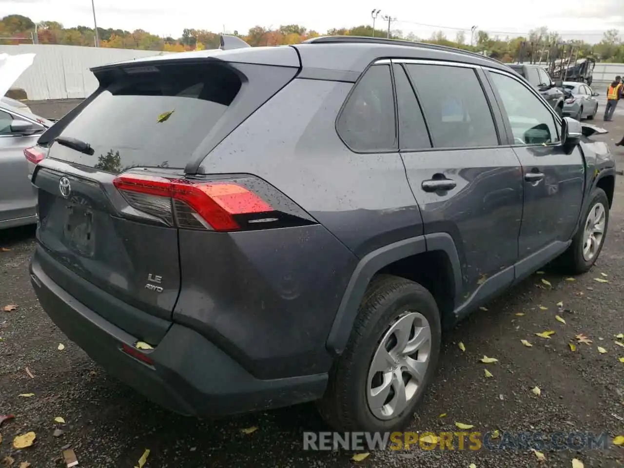 4 Photograph of a damaged car 2T3G1RFV3LW125979 TOYOTA RAV4 2020