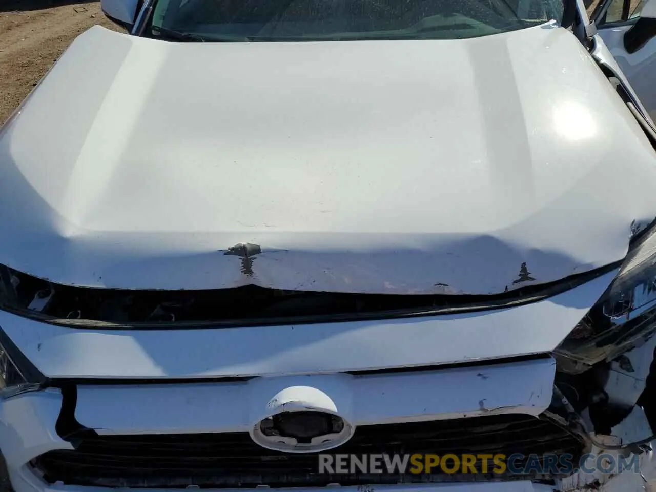 12 Photograph of a damaged car 2T3G1RFV3LW130387 TOYOTA RAV4 2020