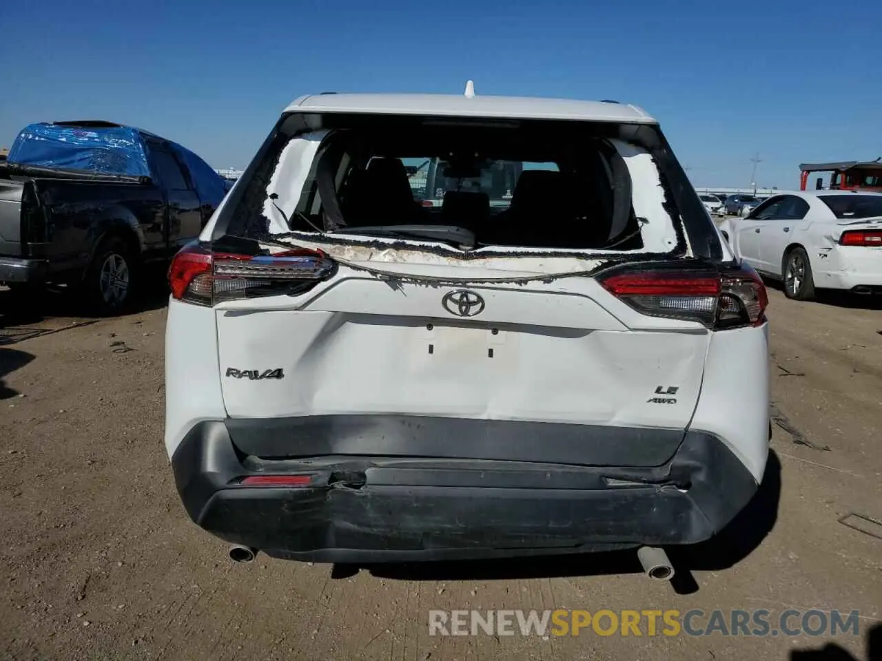 6 Photograph of a damaged car 2T3G1RFV3LW130387 TOYOTA RAV4 2020