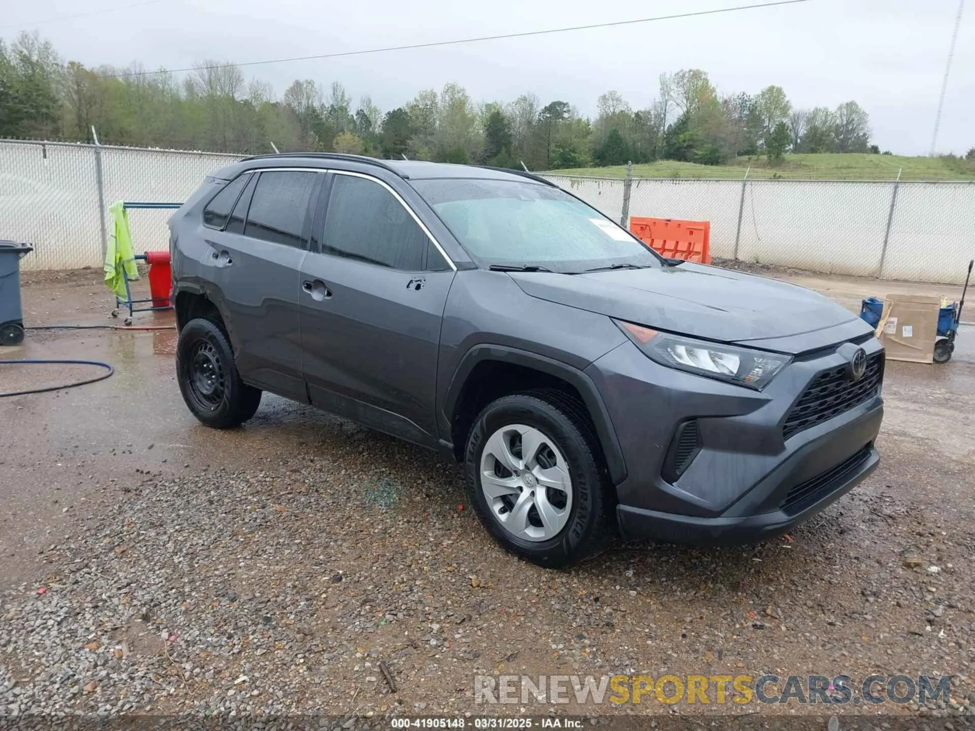 1 Photograph of a damaged car 2T3G1RFV4LC091052 TOYOTA RAV4 2020