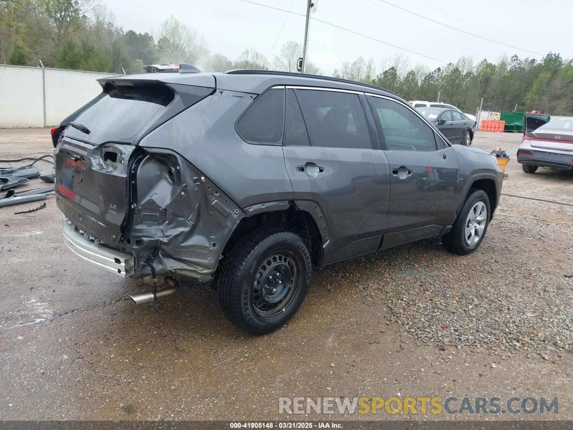 4 Photograph of a damaged car 2T3G1RFV4LC091052 TOYOTA RAV4 2020